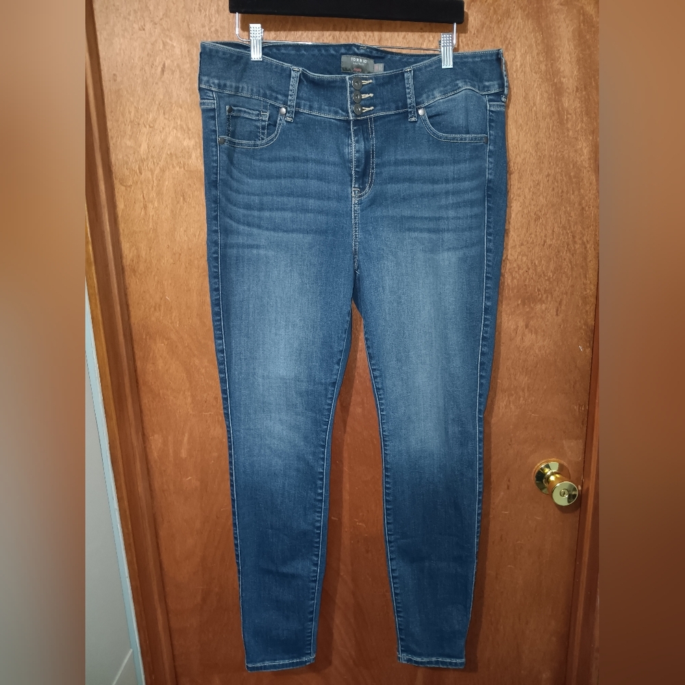 Torrid Women's Dark Blue Skinny Jeans